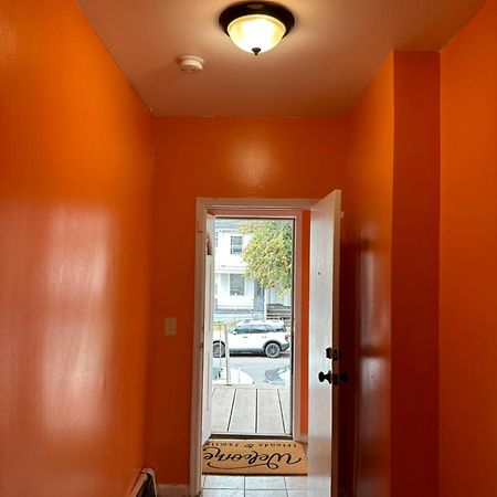 Fidellia Iron Room, Queen Bed Minutes From Newark Liberty International Airport And Newark Penn Station Eksteriør bilde
