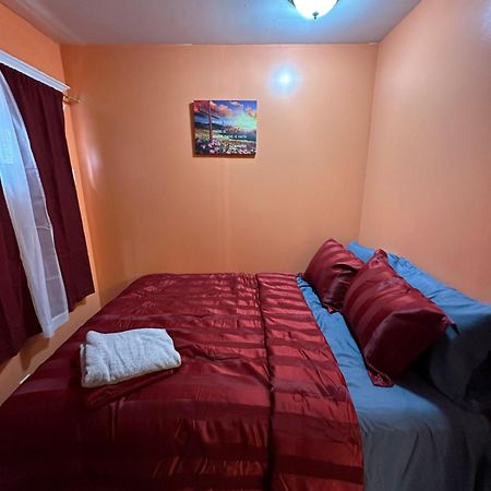 Fidellia Iron Room, Queen Bed Minutes From Newark Liberty International Airport And Newark Penn Station Eksteriør bilde